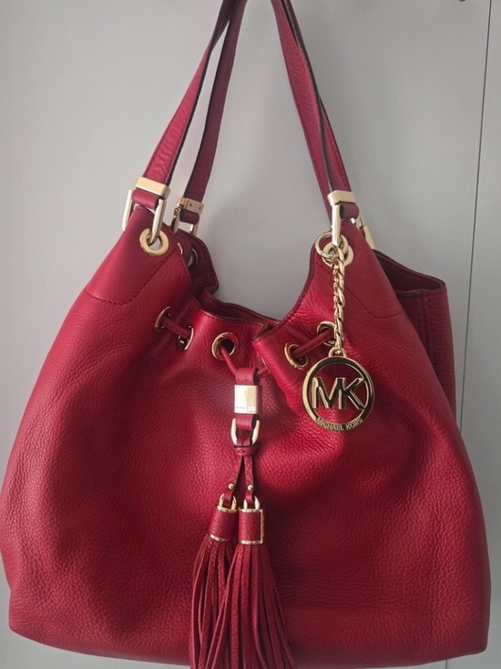 Michael Kors Handbags - Michael Kors Red Leather Shoulder Bag with Gold Hardware like new